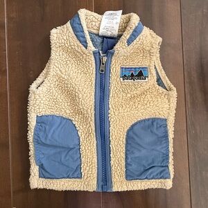 Patagonia Kids Cream Sherpa Vest with Blue Accents